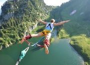 九游娱乐网站-当足球误入篮球场，塞维利亚客场横扫苏格兰的奇幻NBA季后赛