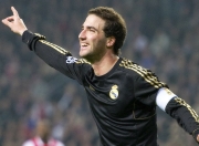 九游体育平台-利物浦奇迹夜，阿什拉夫闪耀，红军逆转乌拉圭风暴