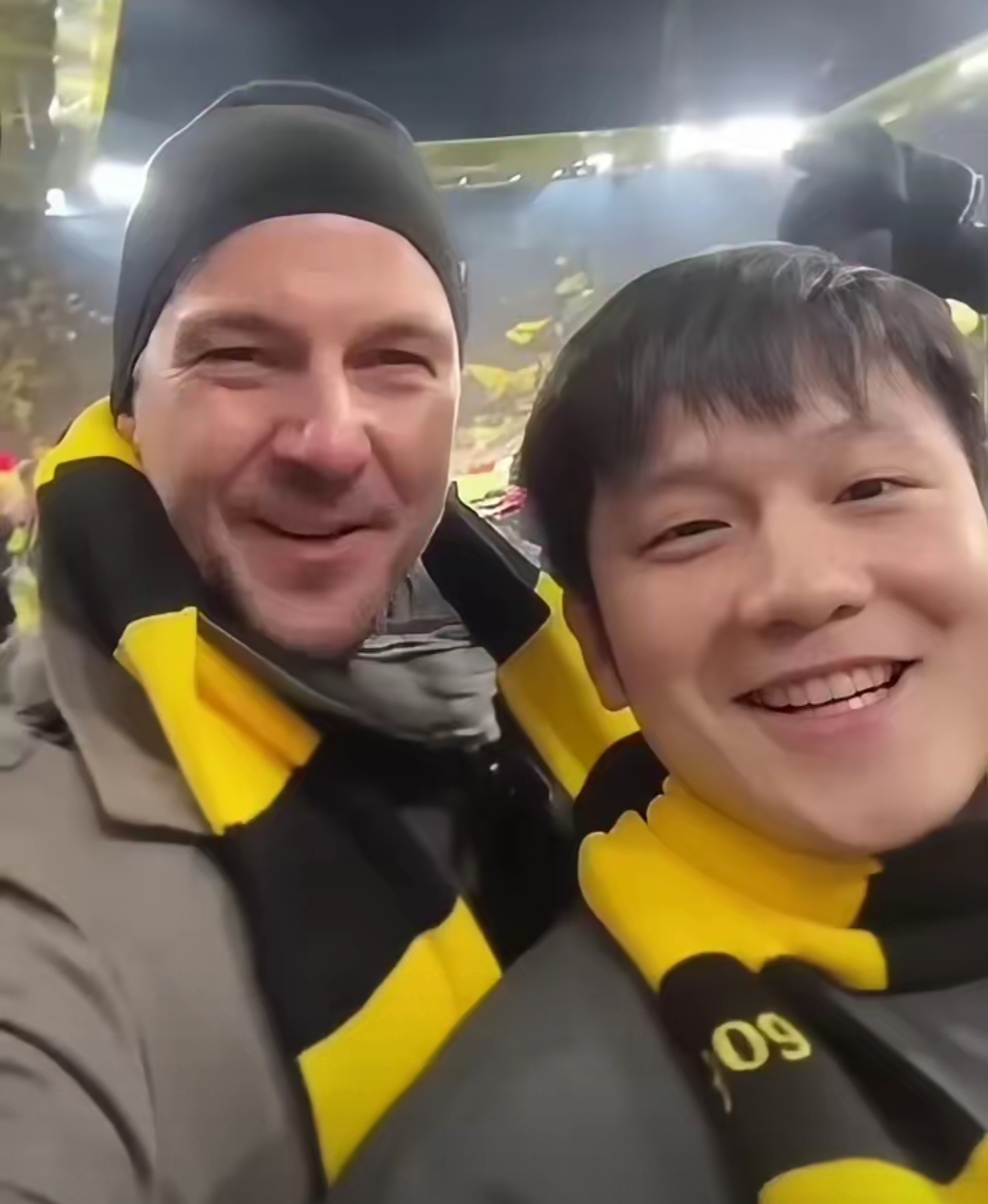 包含法国乒乓球队翻盘日本乒乓球队，波尔完成帽子戏法的词条