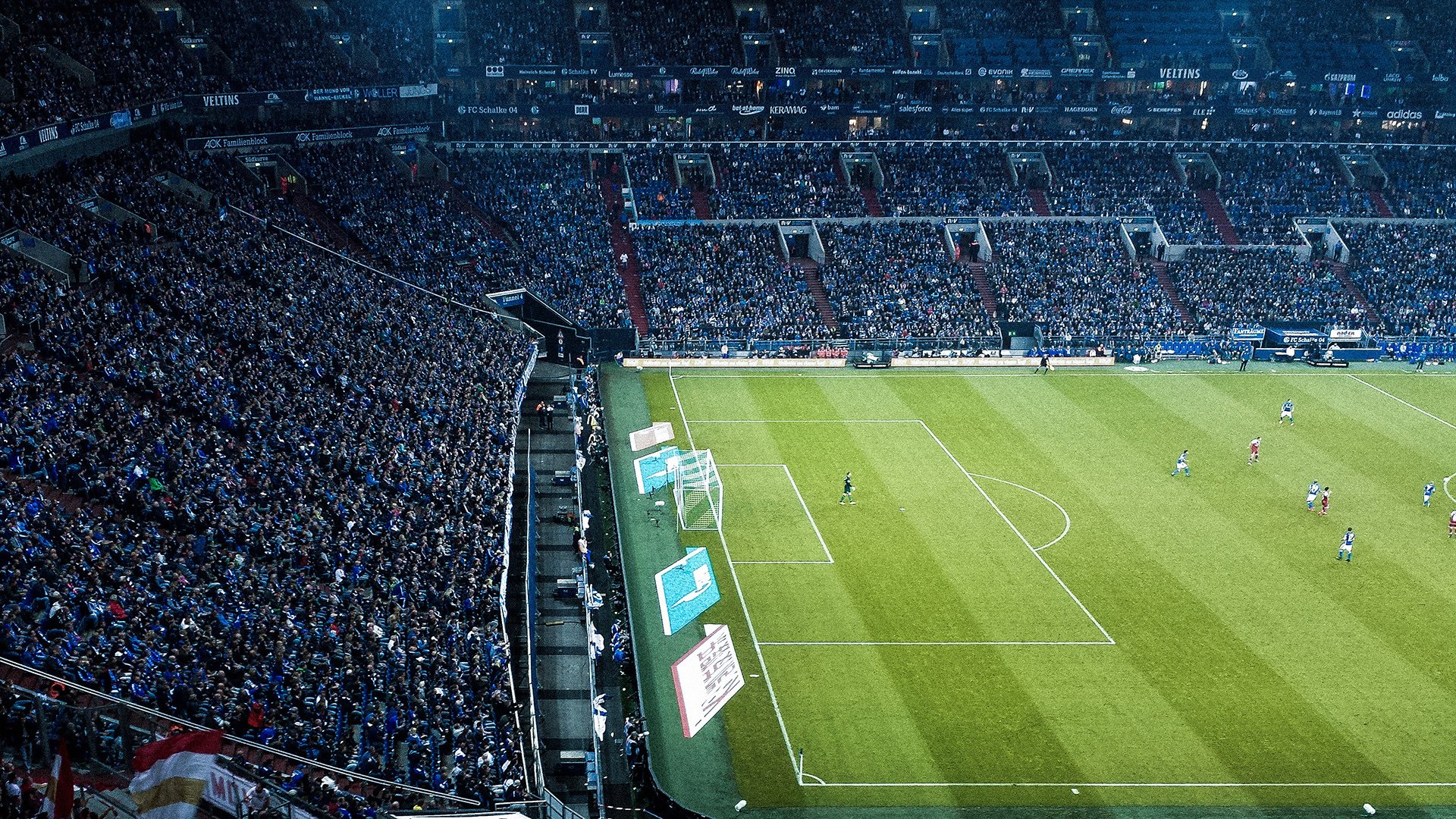 突尼斯强压拉齐奥,德里赫特在英超争冠接管比赛