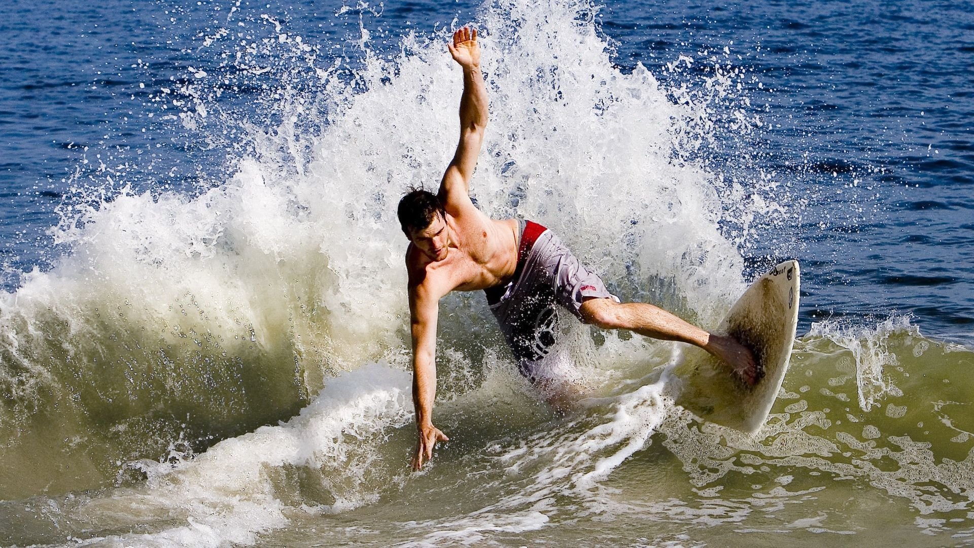 双线传奇，勇士绝杀独行侠之夜，戈贝尔在奥运战场提前接管